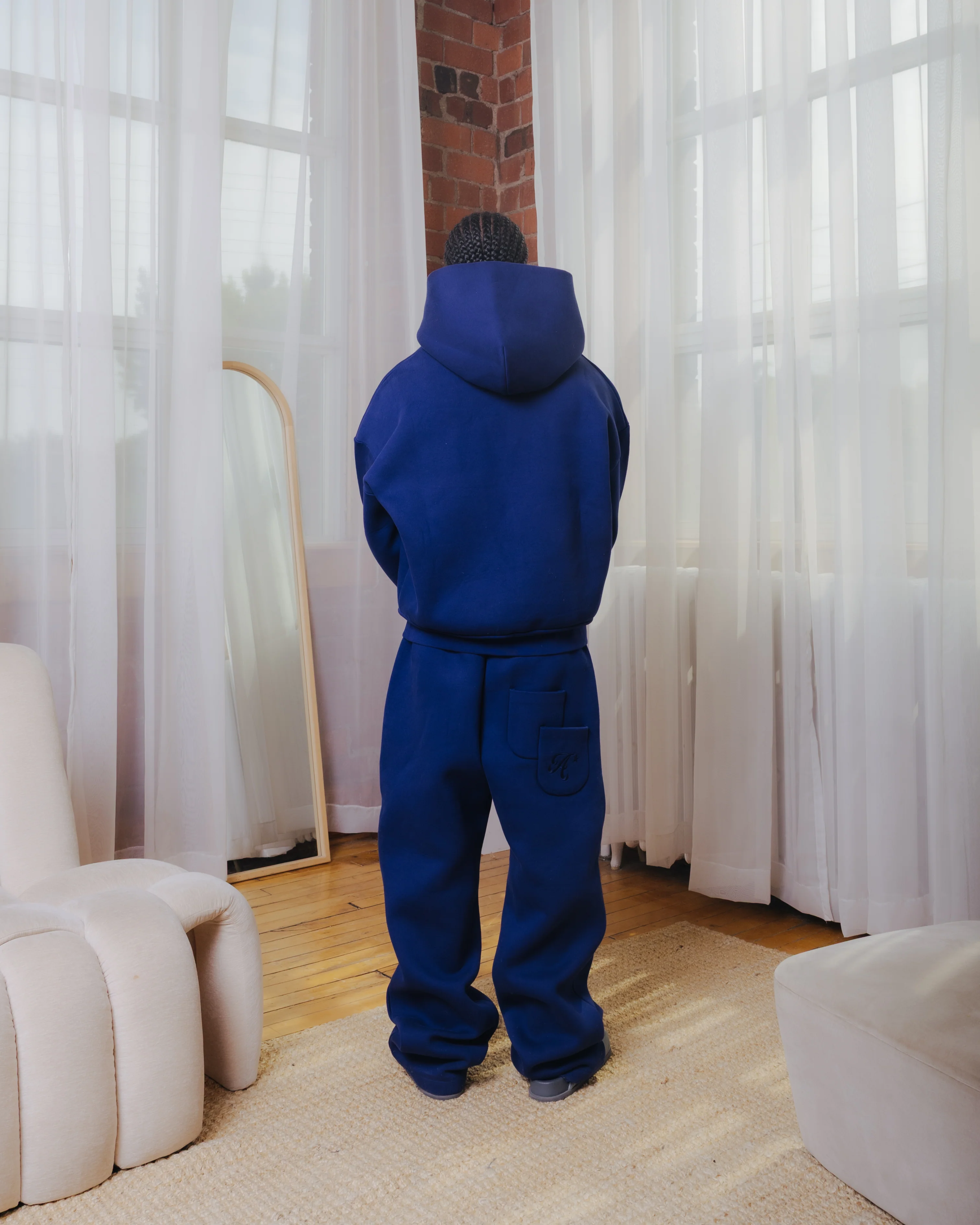 V2 Sweats - Image 3