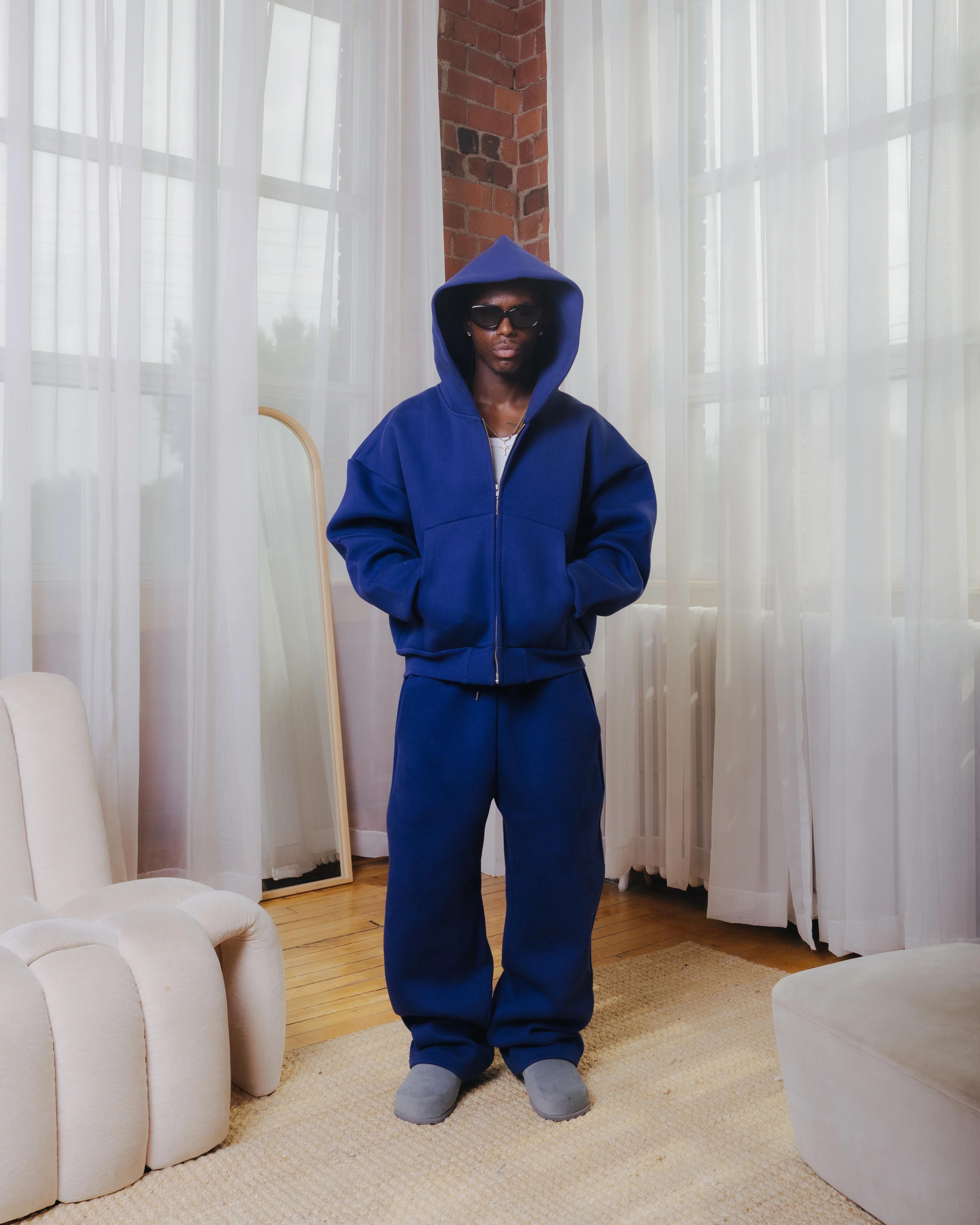 V2 Zip - Image 3